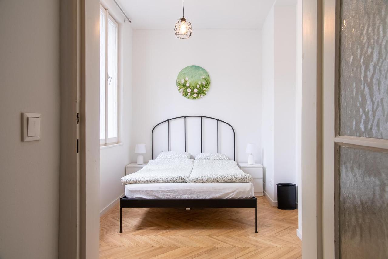 Family&Friends Apartments Schoenbrunn Viena Exterior foto